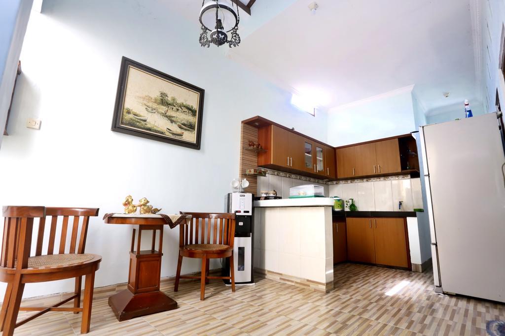 Griya Kedasih Guesthouse Yogyakarta Exteriér fotografie